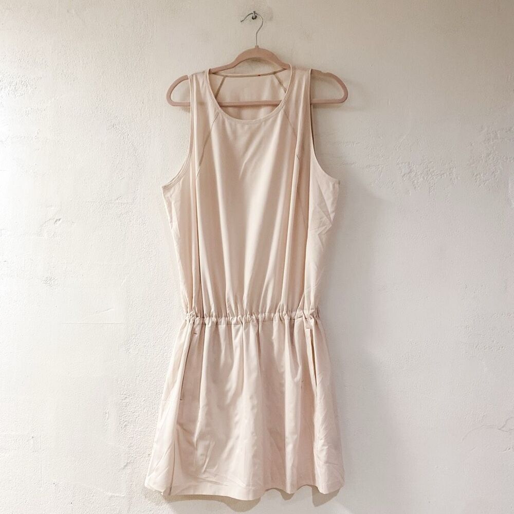 Arc'teryx Contenta Mini Dress in Blush Extra Large